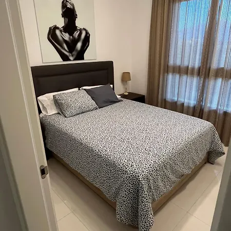 Apartamento Holiday Atalaya 3 Habitaciones,2 Banos, Espectacular , Wifi * Estepona